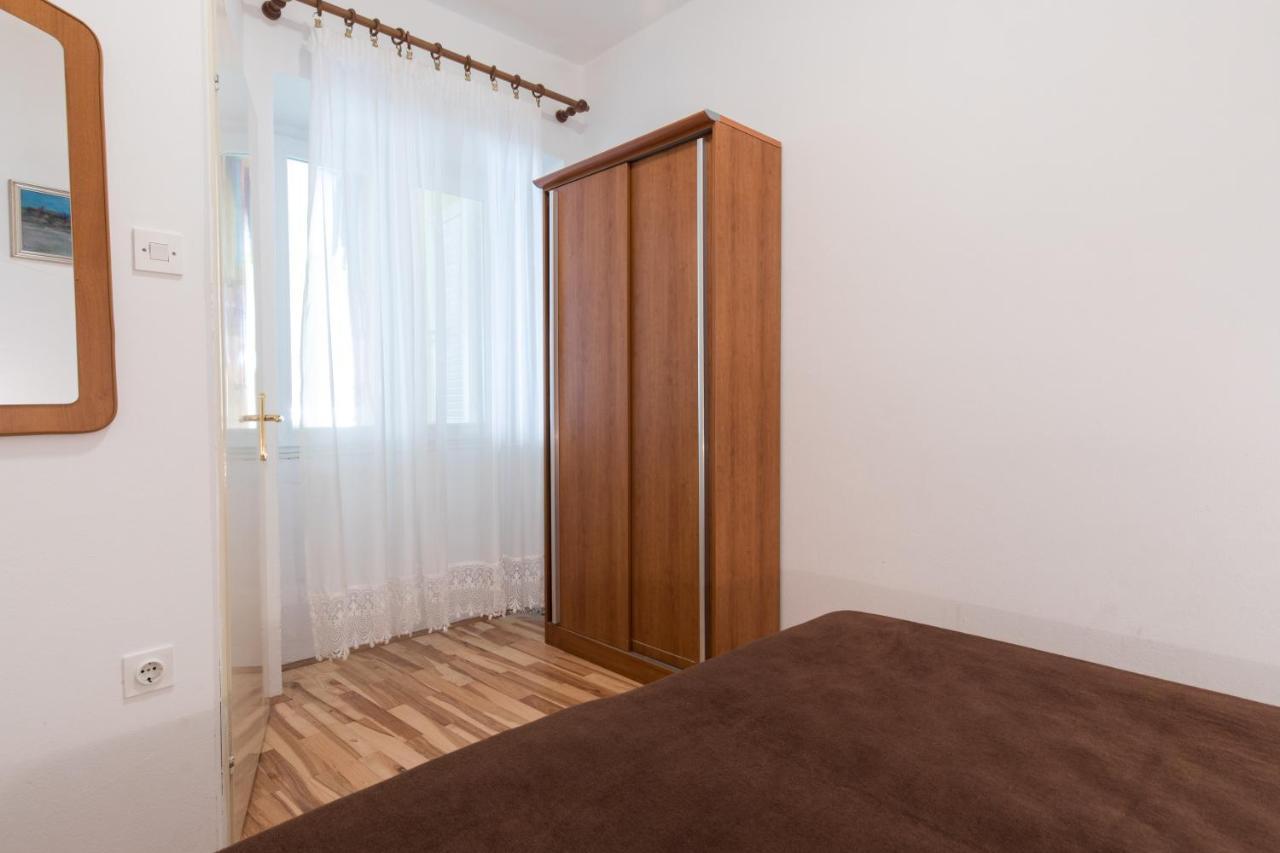 Apartments Darko Near The Sea バスカ エクステリア 写真